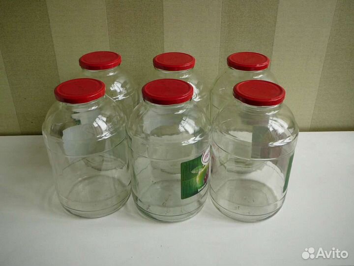 Банка б/у 2л.,3л. винтовая