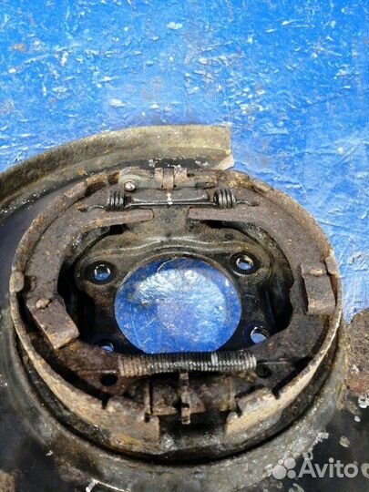 Пыльник тормозного диска задний левый Hyundai