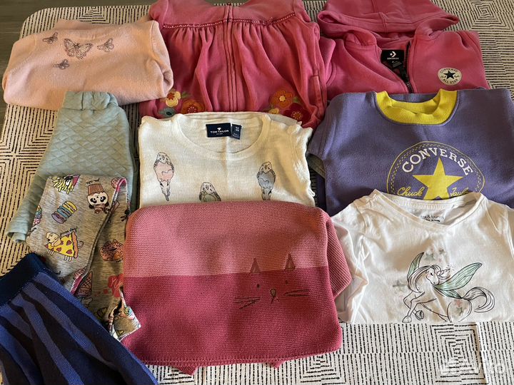 Одежда для девочки пакетом и пижама 98 104