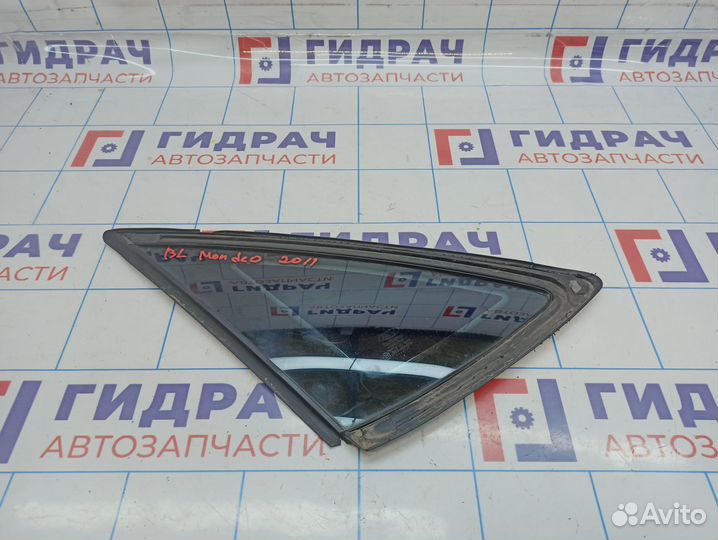 Стекло кузовное глухое левое Ford Mondeo 4 (BD) 17