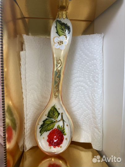 Елочная игрушка ариель малинка