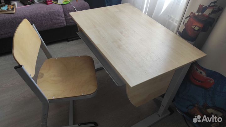 Растущая парта и стул