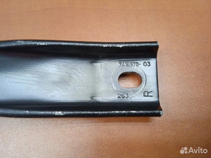 Распорка (растяжка) стоек правая Bmw 5 G30 B47D20A