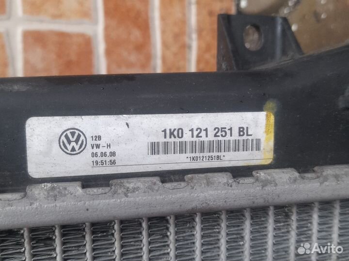 Радиатор volkswagen touran I, passat b6, golf 5,6