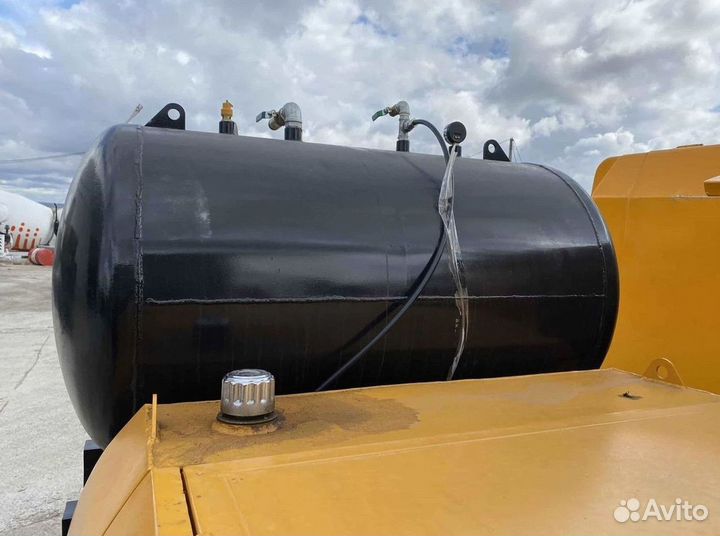 Водобак на миксер абс