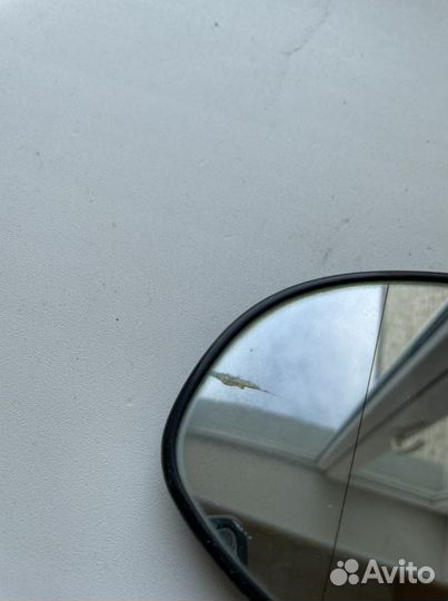 Зеркальный элемент на Toyota Camry 50 55