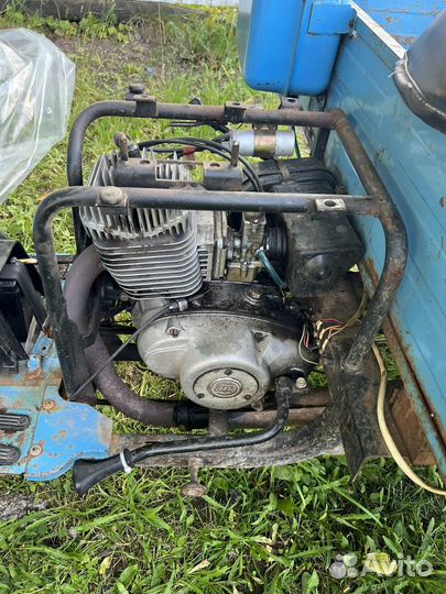 Моторолер муравей