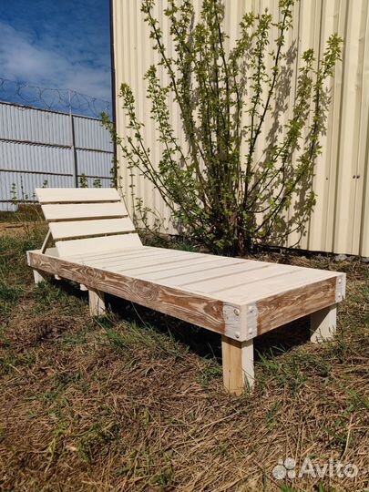 Шезлонг лежак деревянный