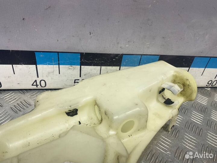 Б/У Бачок омывателя лобового стекла#009