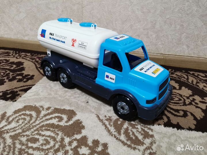 Игрушка машинка грузовик