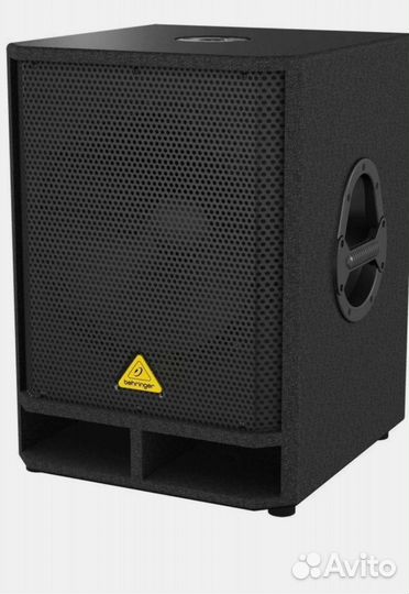 Активный сабвуфер Behringer VQ1500D