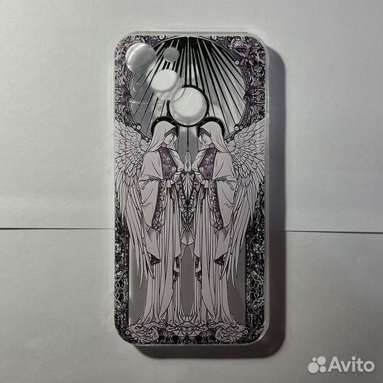 Чехол на iPhone 13