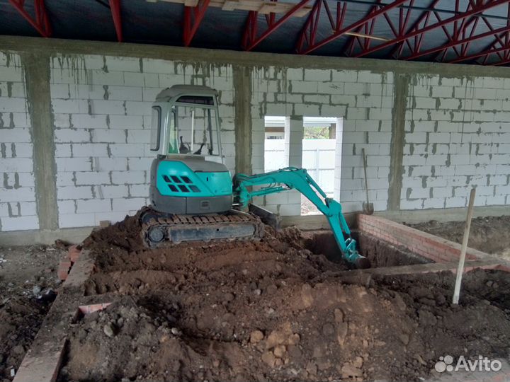 Мини экскаватор, Услуги минисамосвала