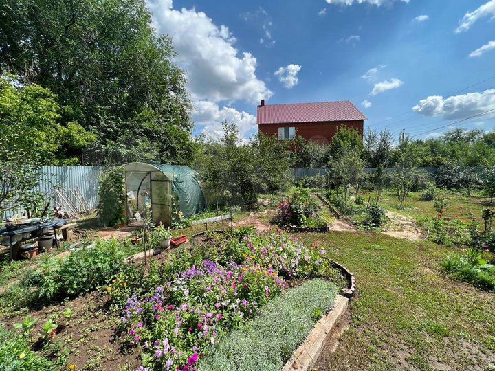 Дом 220 м² на участке 12 сот.