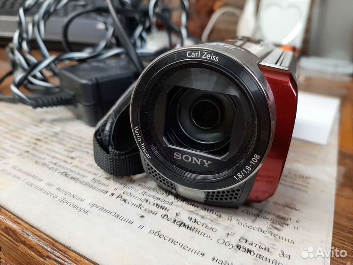 Видеокамера sony
