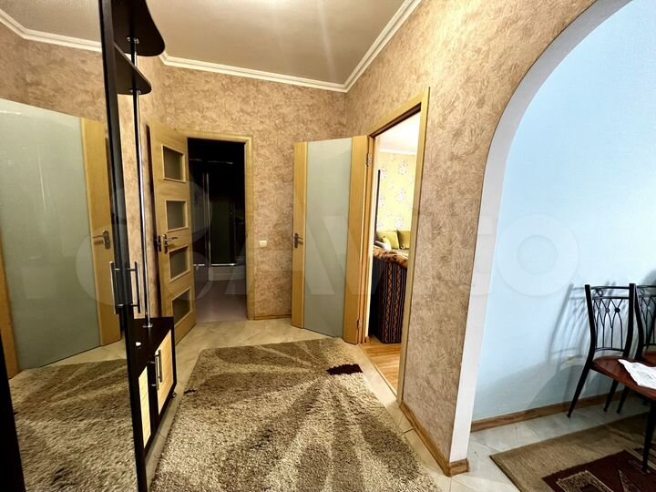 1-к. квартира, 42 м², 1/10 эт.