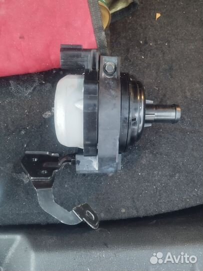 Помпа оригинальная Nissan Leaf ZE1