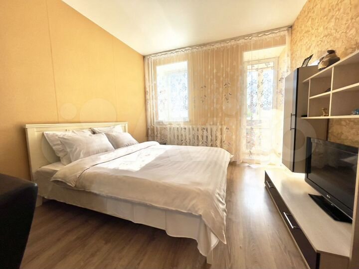 1-к. квартира, 42 м², 2/9 эт.