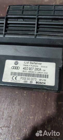 Блок управления бортовой сетью Audi A8 D3