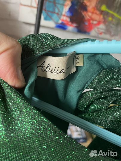 Платье зеленое вечернее 146