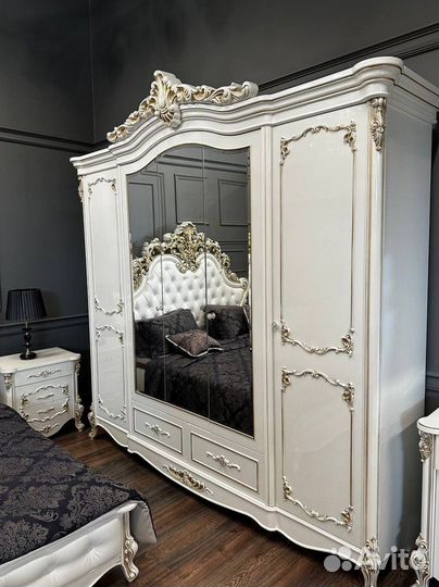 Спальный гарнитур Флоренция в наличии