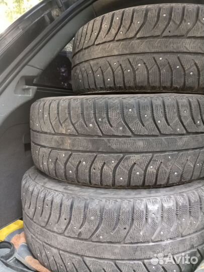 Bridgestone Ice Cruiser 7000 195/55 R15