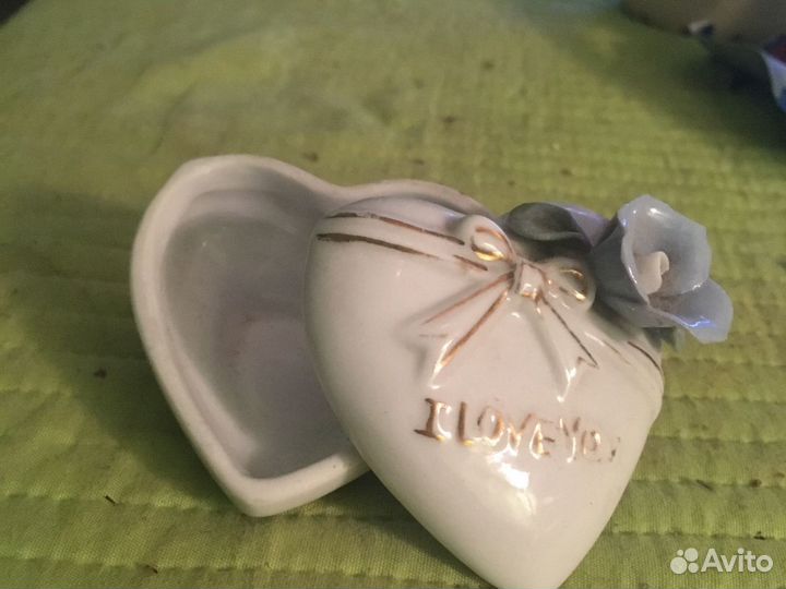 Немецкая шкатулка и статуэтка - перечница