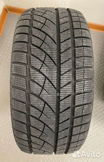 RoadX RX Frost WU01 245/40 R18 97H