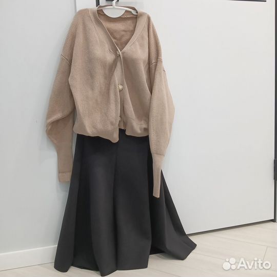 Костюм женский с юбкой 42 44