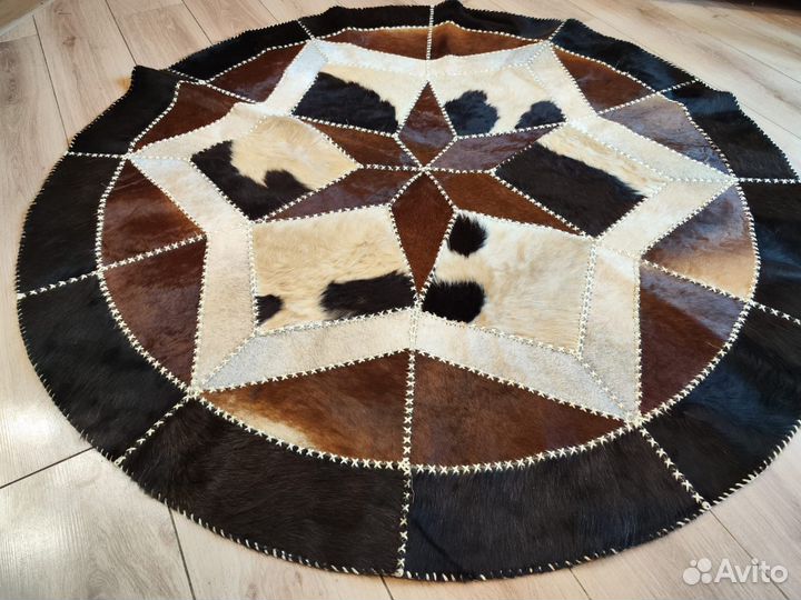 Ковер из шкуры верблюда и вола
