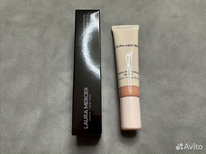 Жидкие румяна Laura Mercier Tinted Blush