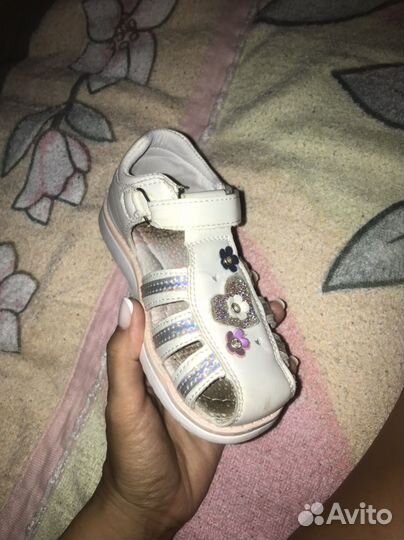 Босоножки для девочки