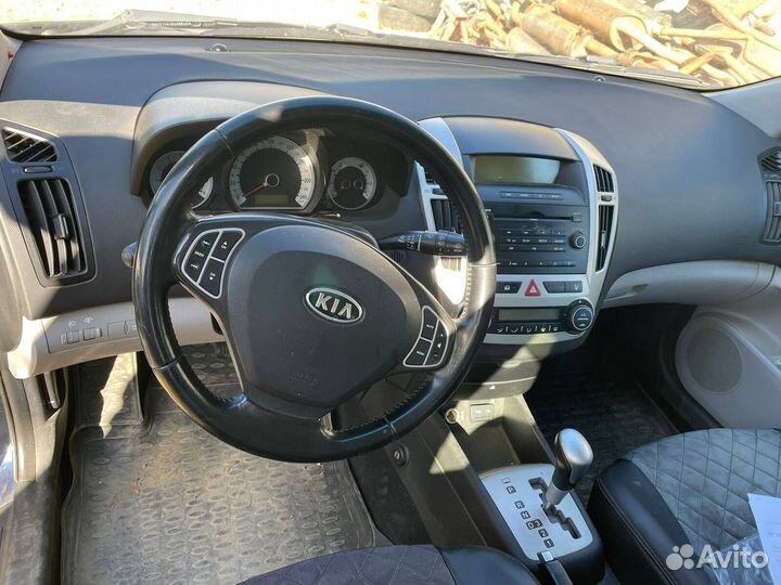 Торпедо Kia Ceed 1