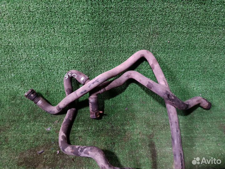 Патрубок отопителя Ford Focus II (2005—2008)