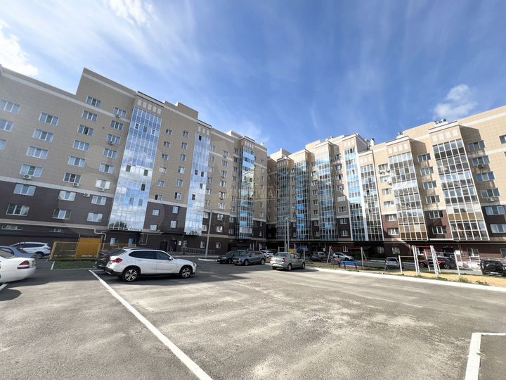 2-к. квартира, 83 м², 2/7 эт.