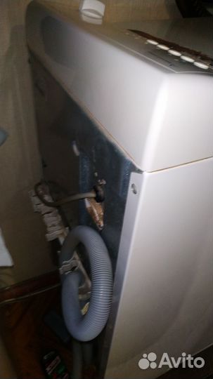 Стиральная машина с вертикальной загрузкой