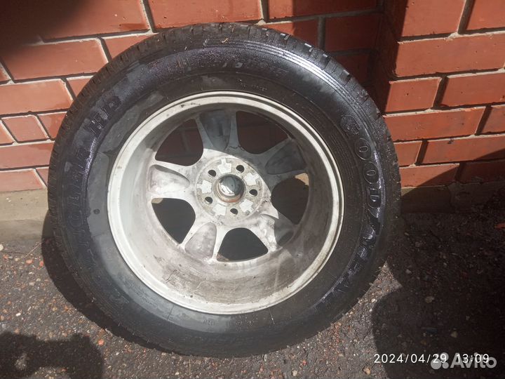 Land Rover Goodyear Wrangler HP All Weather 255/60