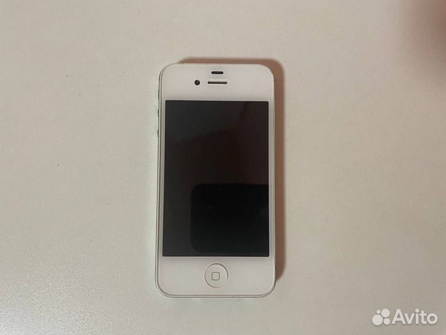 Смартфон iPhone 4S 8GB, белый