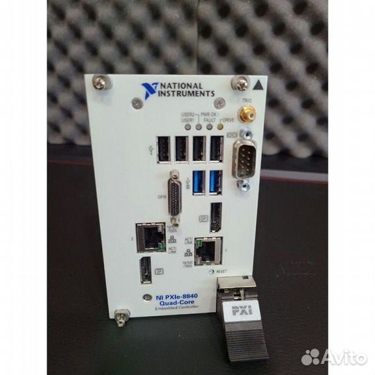 National Instruments PXIe-8840