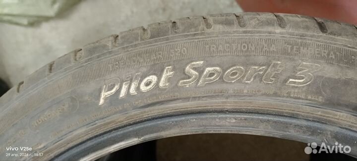 Michelin Pilot Sport 3 245/40 R19