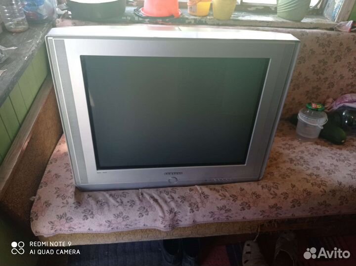 Телевизор samsung