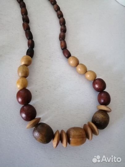 Бусы деревянные