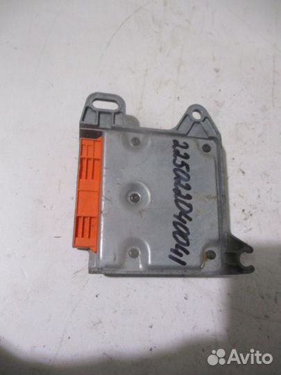 Блок управления подушкой бзопасности renault 82003