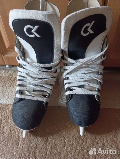 Коньки хоккейные 40 размер