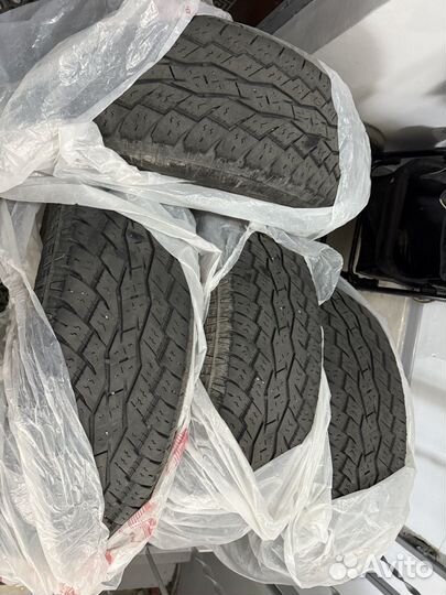 Toyo Open Country A/T Plus 235/65 R17 108V