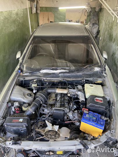 Toyota Cresta 2.0 AT, 1992, битый, 600 000 км