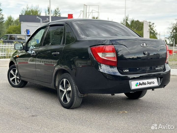 LADA Granta 1.6 МТ, 2014, 178 133 км