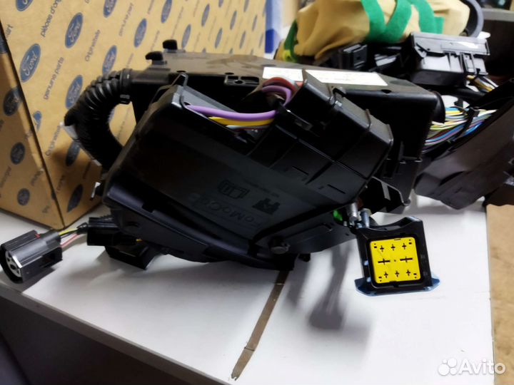 Проводка моторного отсека Ford Focus 3 1.6