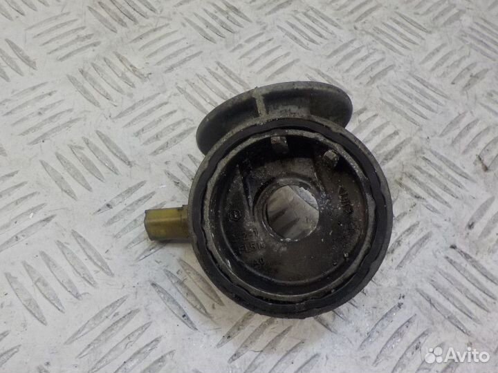 Кронштейн масляного фильтра Renault Scenic 2