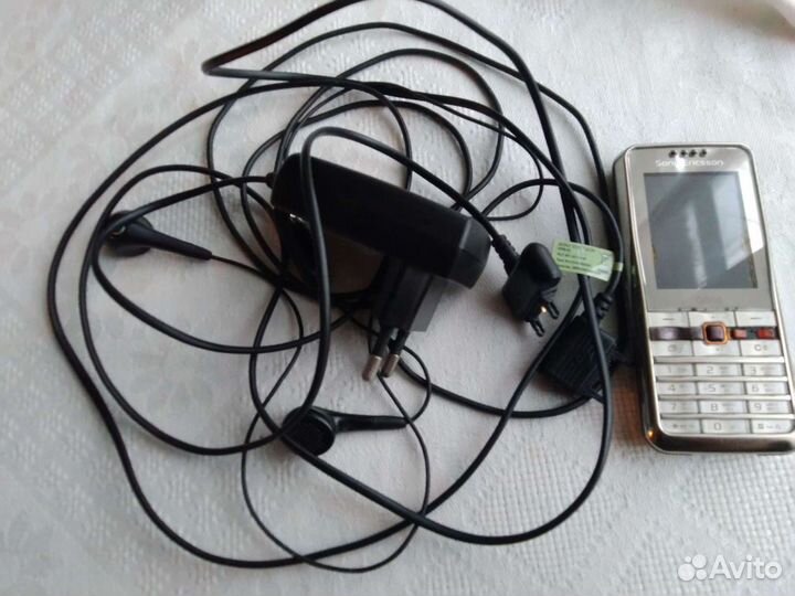Зарядное устройство Sony Ericsson G502